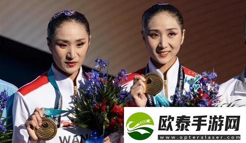 “双胞胎花游姐妹