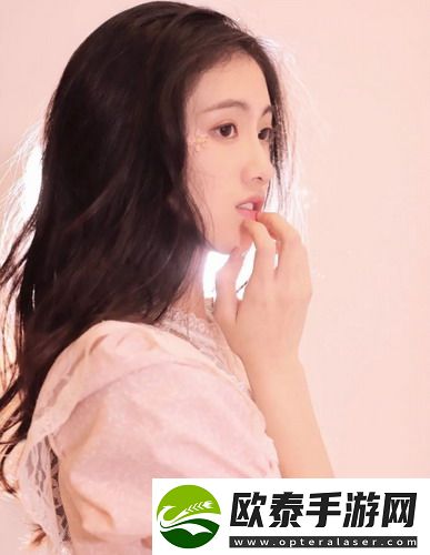 含羞草免费观看电视剧的背景故事：了解角色成长，挖掘深层意义！