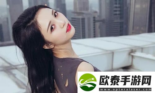 一面膜胸口一面吃下部位片段走红