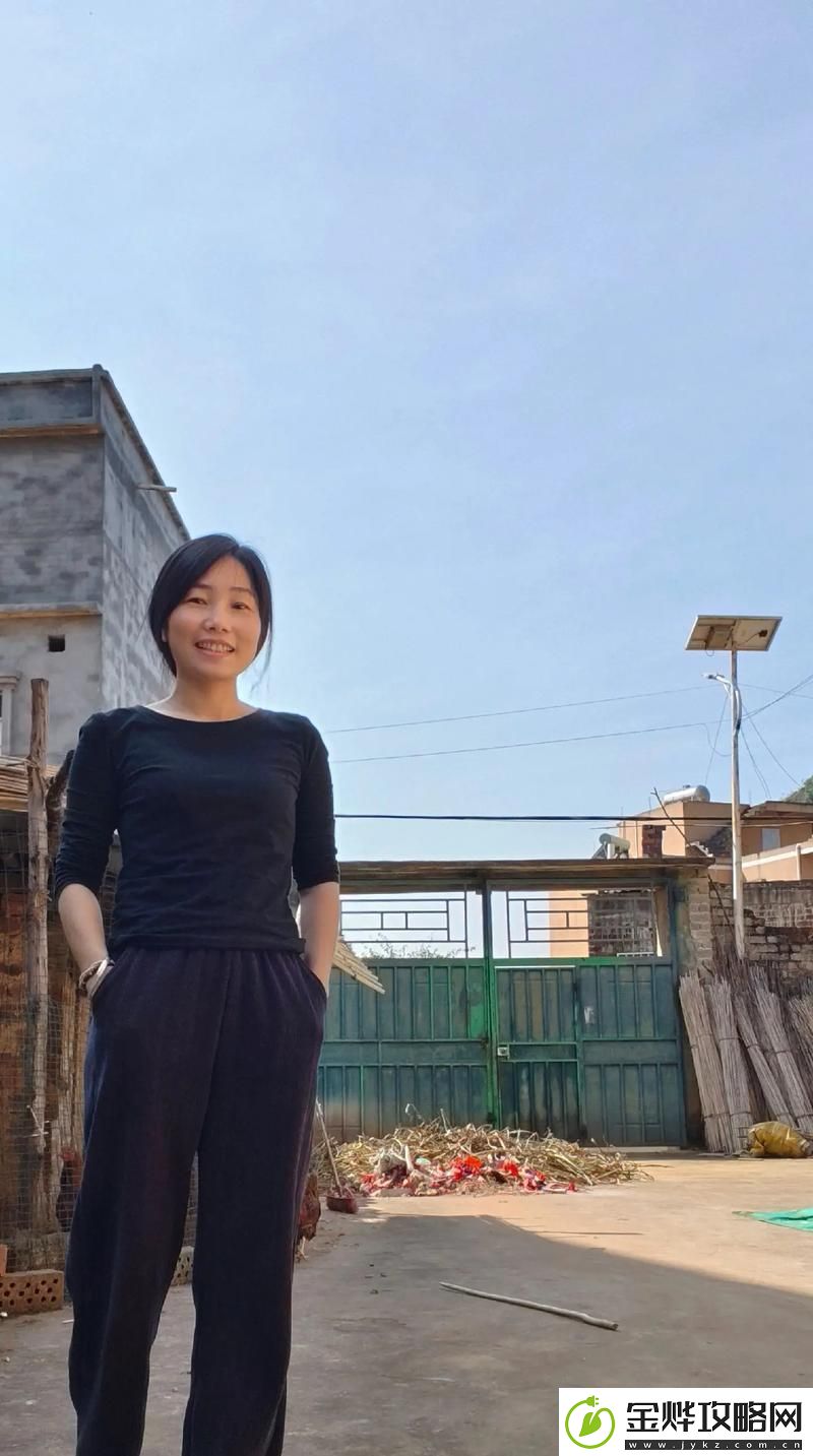 兰姨捂着嘴怕发出声音吵到