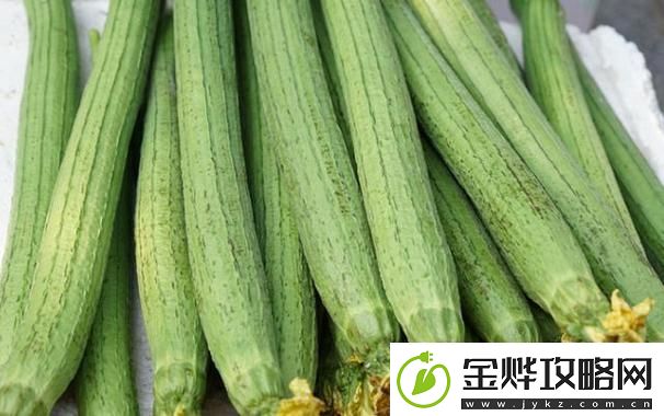 草莓香蕉榴莲丝瓜18岁可以吃吗