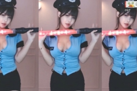 小南洗澡jk爆❌❌乳❌❌❌