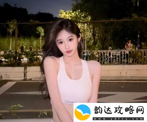 高清大片csgo免费：让你尽情享受无限乐趣，畅游在CS:GO的精彩世界里，快来体验吧！