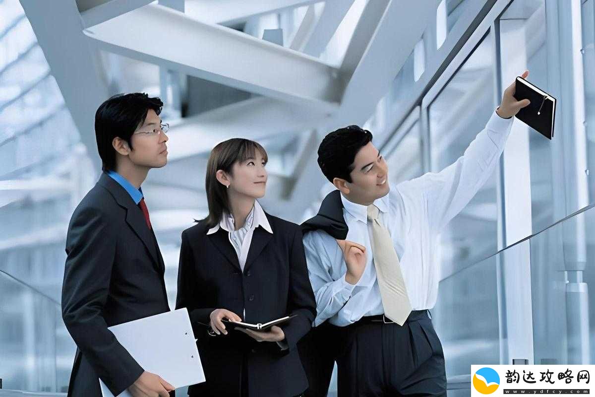 真空去公司上班被发现引发的职场风波