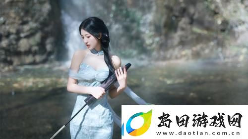 一面膜胸口一面吃下部位片段揭秘！友疯狂转发
