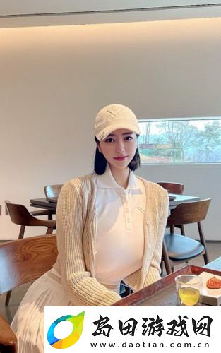 肉蔻之香2意大利版：追逐梦想的奇妙旅程，仿佛是“我太难了”又“这波我稳了”的完美结合！
