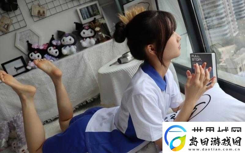 夏天校服太透了
