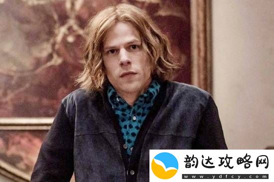 新版卢瑟演员称伤害了职业生涯
