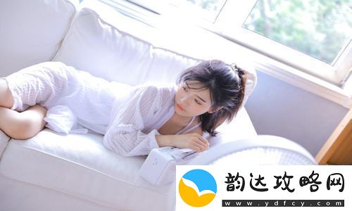 我和我女朋友的妈妈双字id5有趣初见
