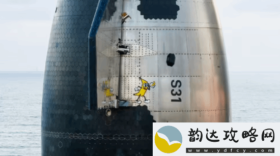SpaceX星舰准备第六次试飞舰身印有趣味香蕉图案
