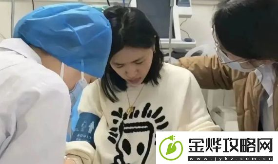 小杨哥徒弟小黄被曝赔不起天价违约金吃药被抢救本人回应来了