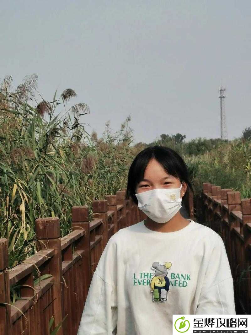朋友老婆一个人在家我方便去吗