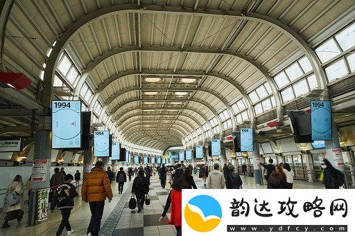 索尼携手YOASOBI举办纪念项目